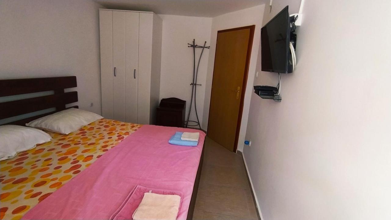 Guest House Maza Kotor Exterior foto