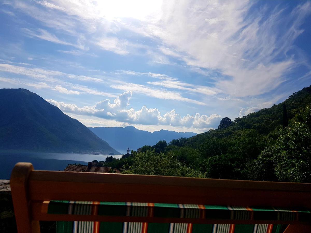 Guest House Maza Kotor Exterior foto