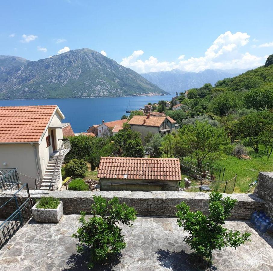 Guest House Maza Kotor Exterior foto