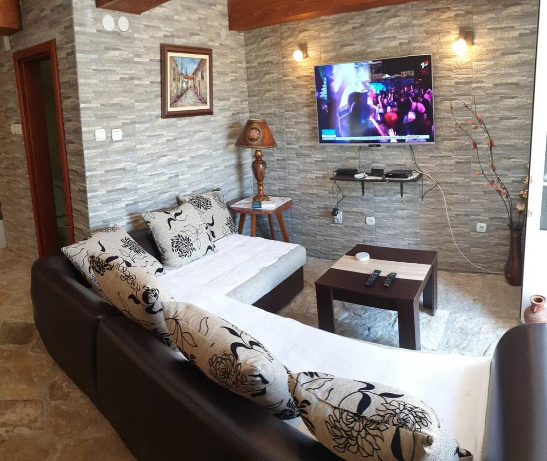 Guest House Maza Kotor Exterior foto