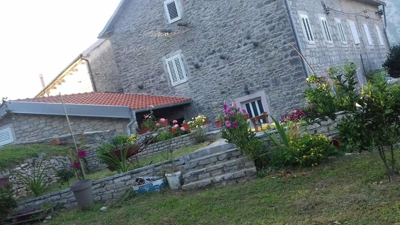 Guest House Maza Kotor Exterior foto