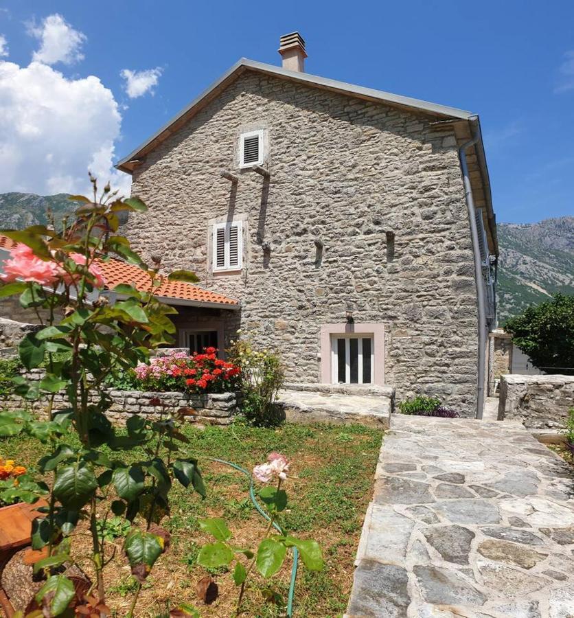 Guest House Maza Kotor Exterior foto